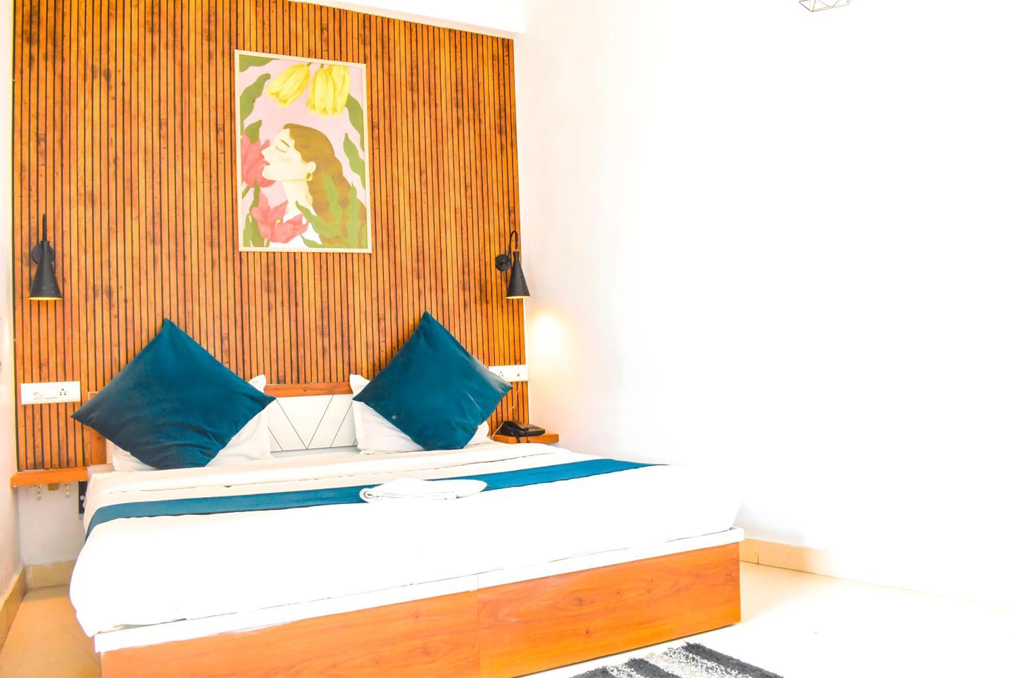Hotel Soul Haven On Main Rishīkesh Esterno foto
