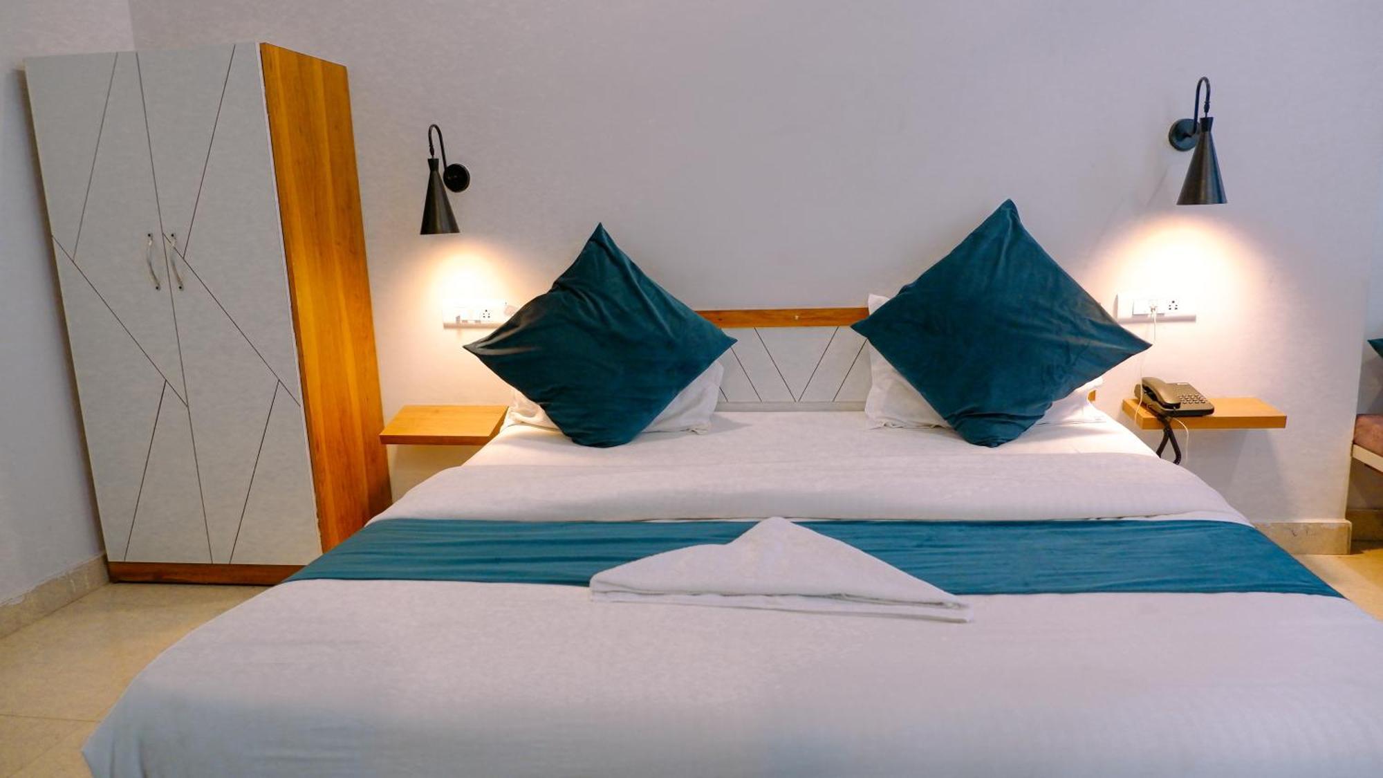 Hotel Soul Haven On Main Rishīkesh Esterno foto