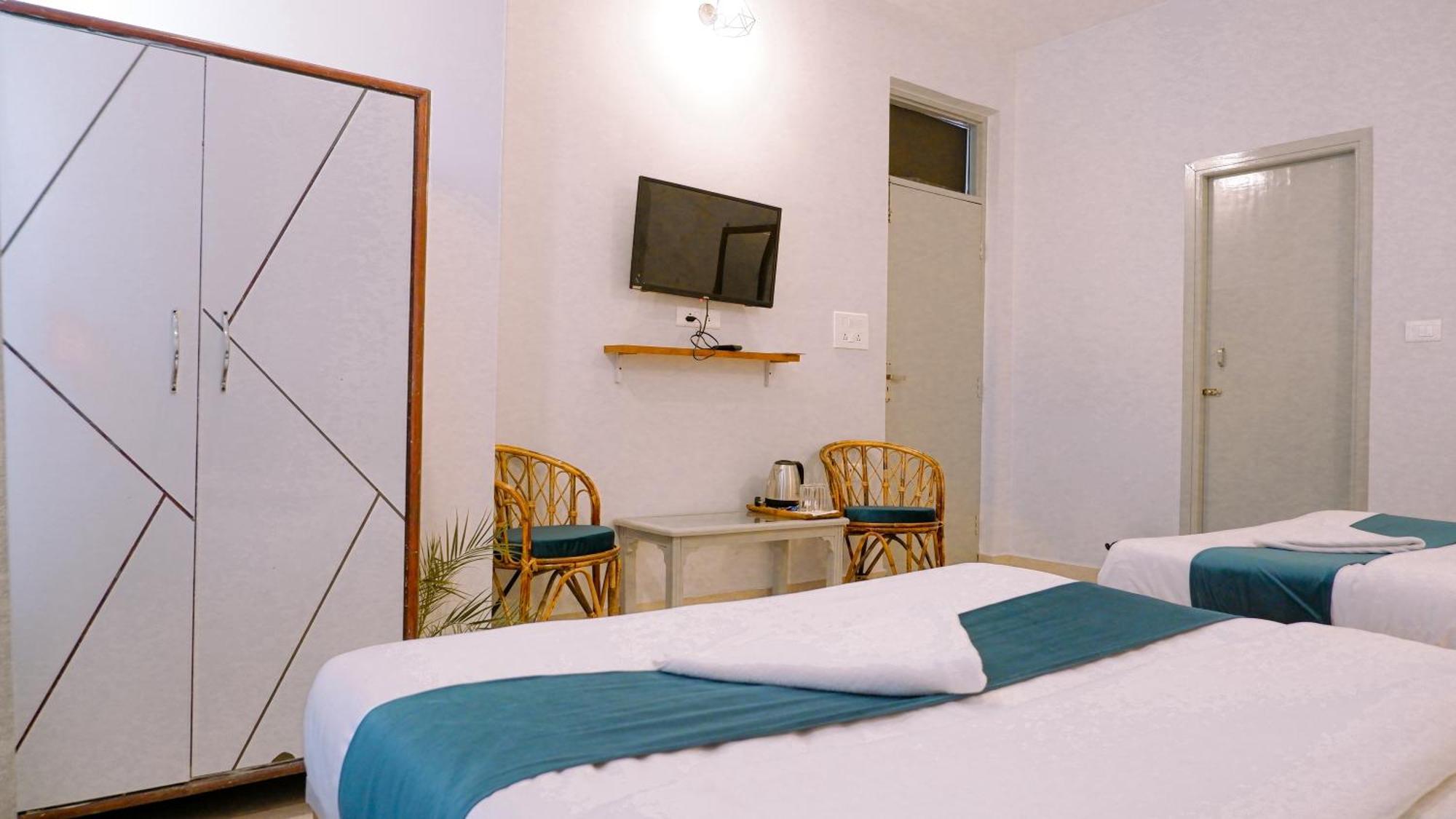 Hotel Soul Haven On Main Rishīkesh Esterno foto